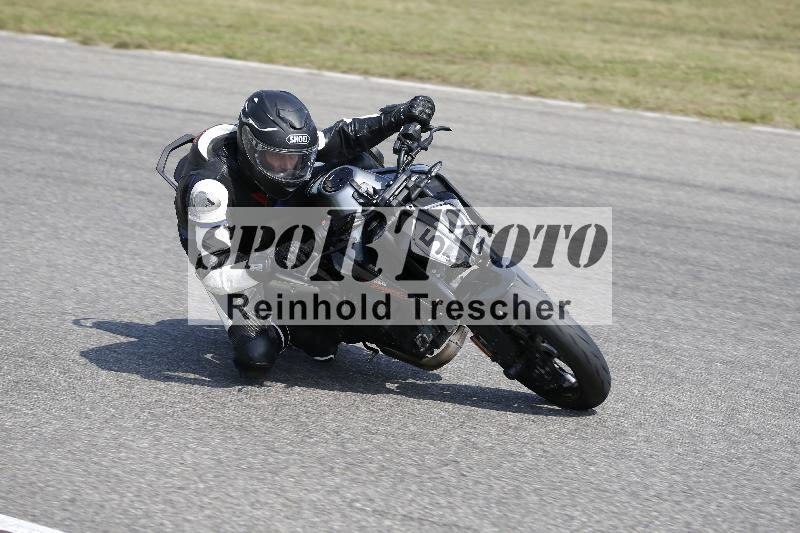 Archiv-2025/49 26.08.2025 Cornu Master School ADR/blau-bleu/50